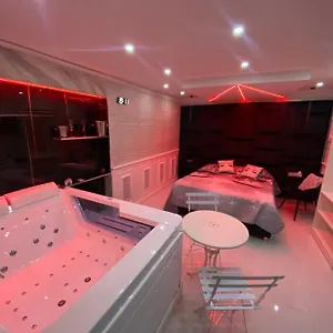 Bed & Breakfast Samm Porta San Gennaro, Naples